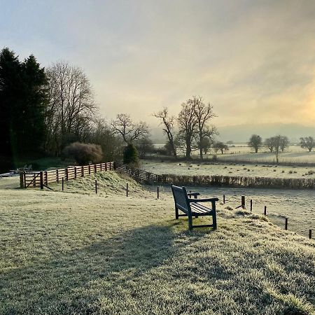 Cwmbach Lodge Luxury B&B Glasbury Esterno foto