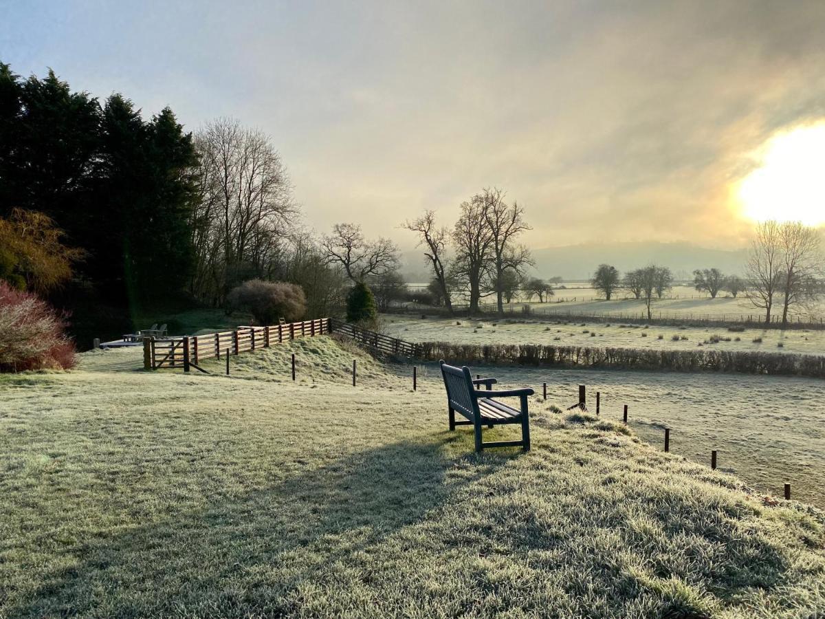 Cwmbach Lodge Luxury B&B Glasbury Esterno foto