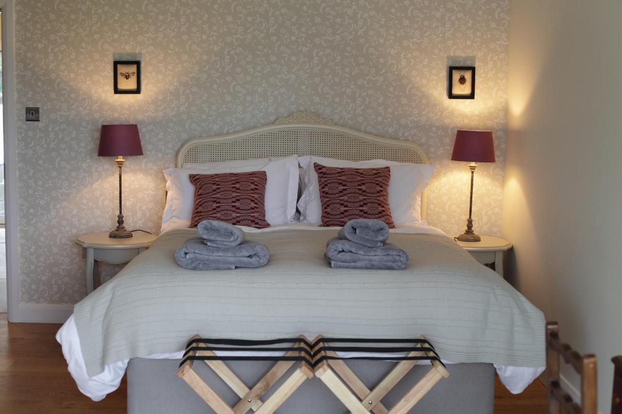 Cwmbach Lodge Luxury B&B Glasbury Esterno foto